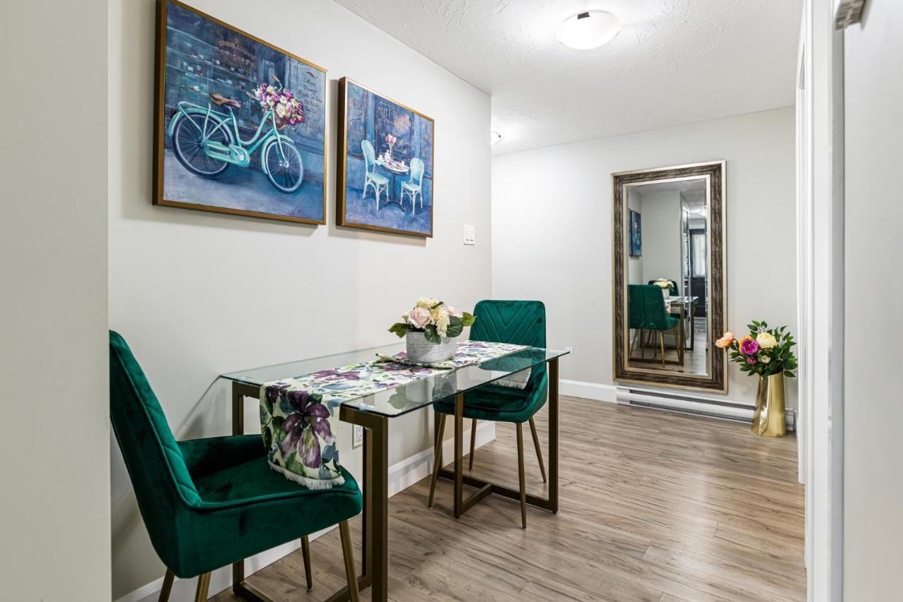 One Bedroom Apartment Moncton North ! Exteriör bild