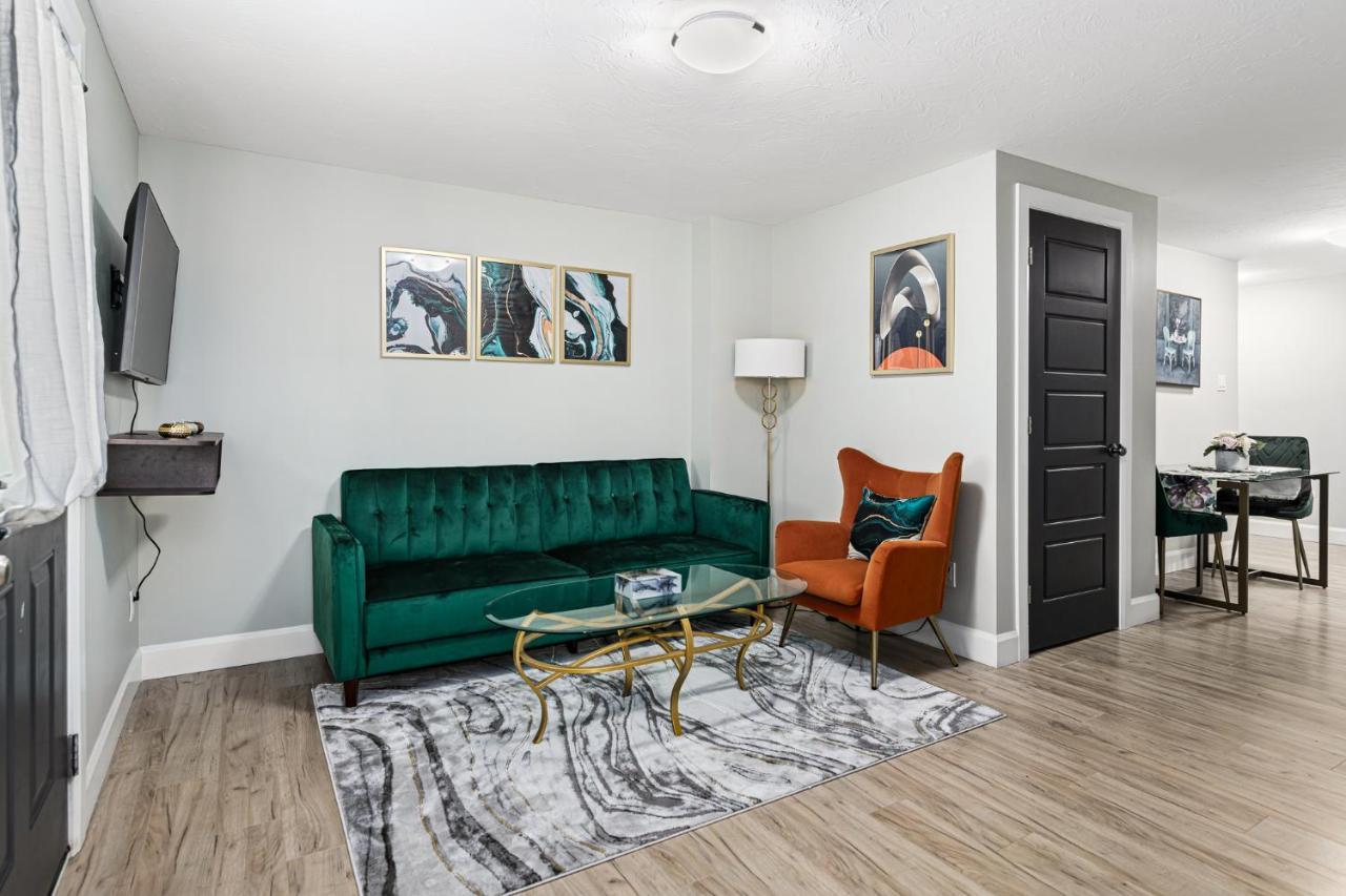 One Bedroom Apartment Moncton North ! Exteriör bild